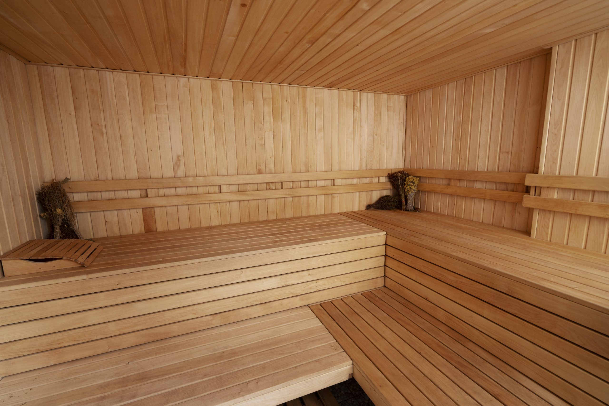 clean-empty-sauna-room